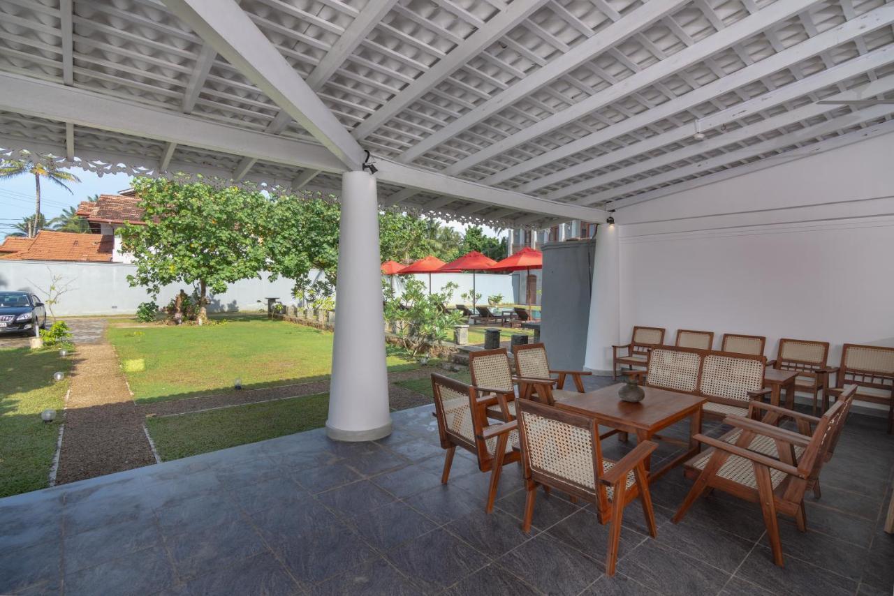Samaraana Hotel Ahangama Bagian luar foto