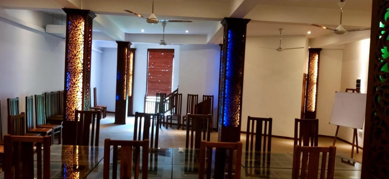 Samaraana Hotel Ahangama Bagian luar foto
