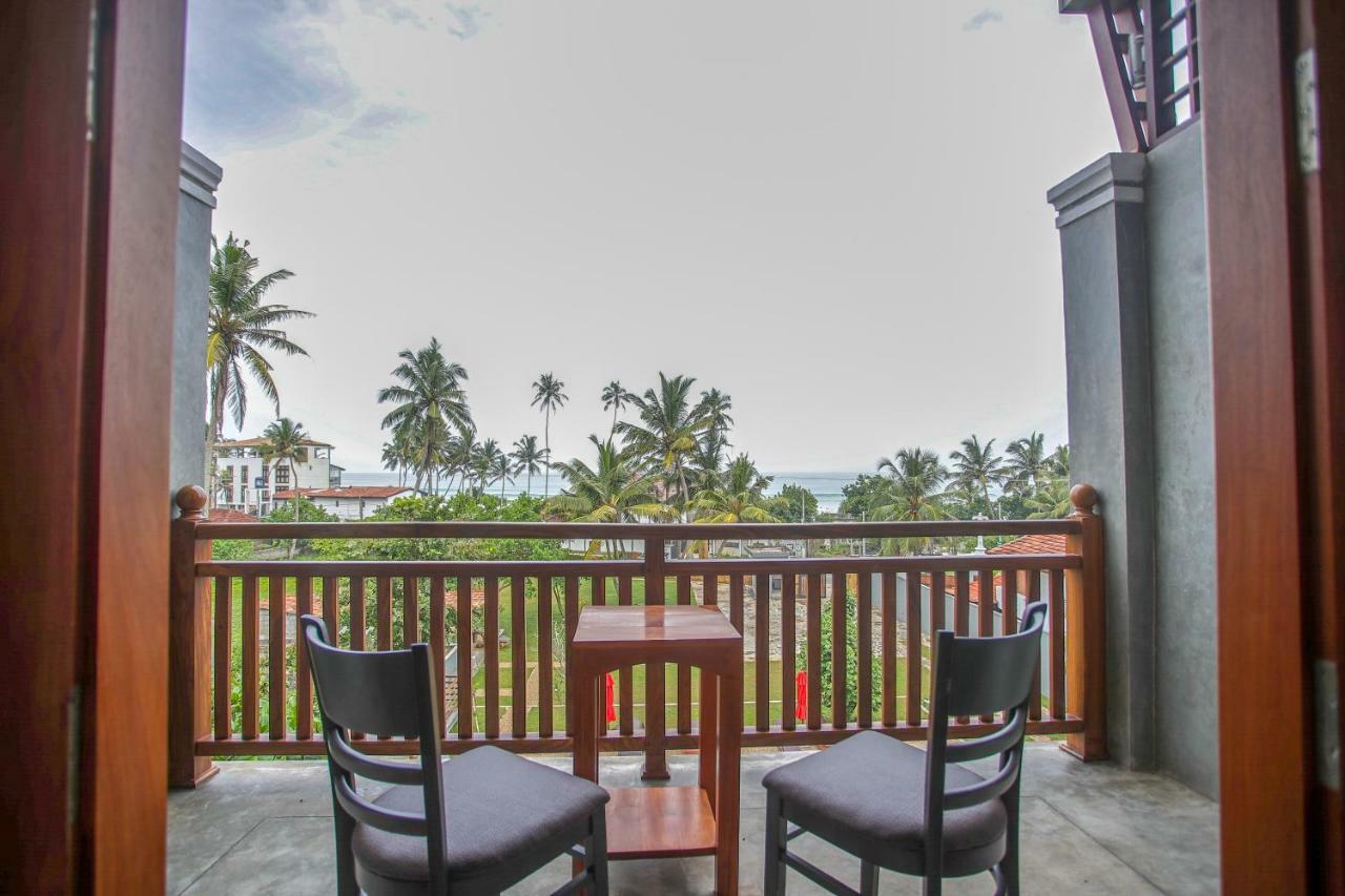 Samaraana Hotel Ahangama Bagian luar foto